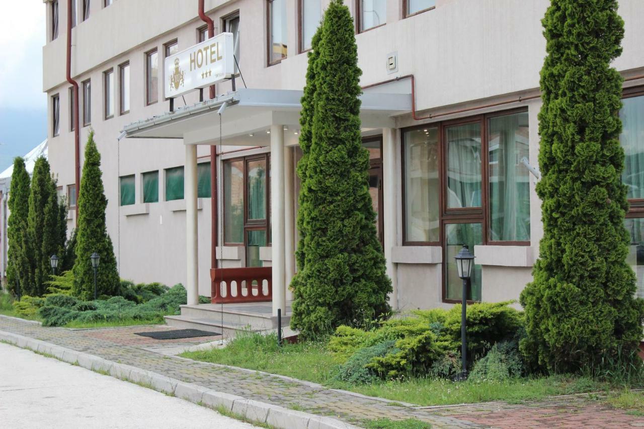 Hotel Beograd - Yu Lukavica Ngoại thất bức ảnh